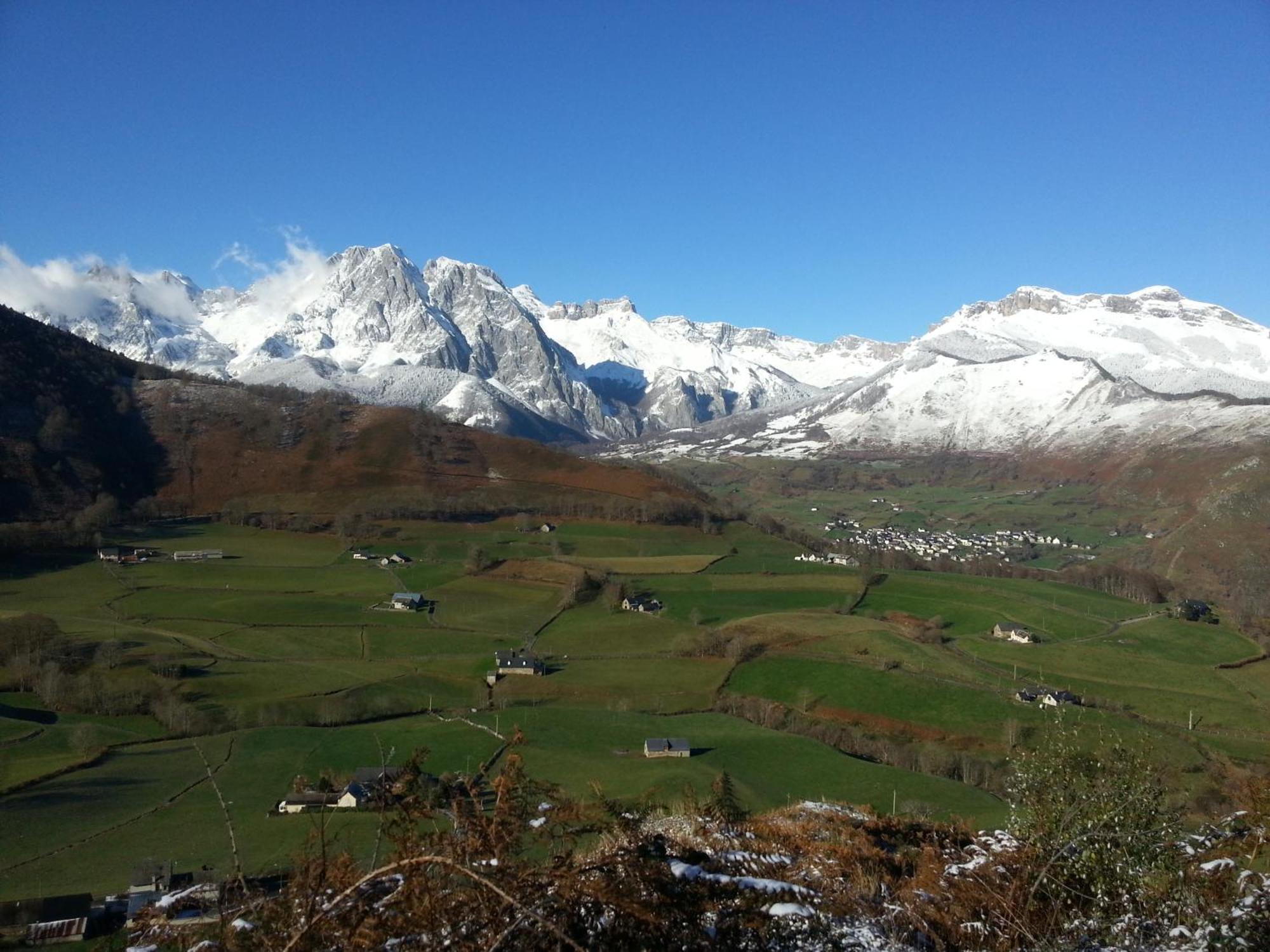 Gite De Montagne Du Plateau De Lhers- Accueil Randonneurs Accous Εξωτερικό φωτογραφία