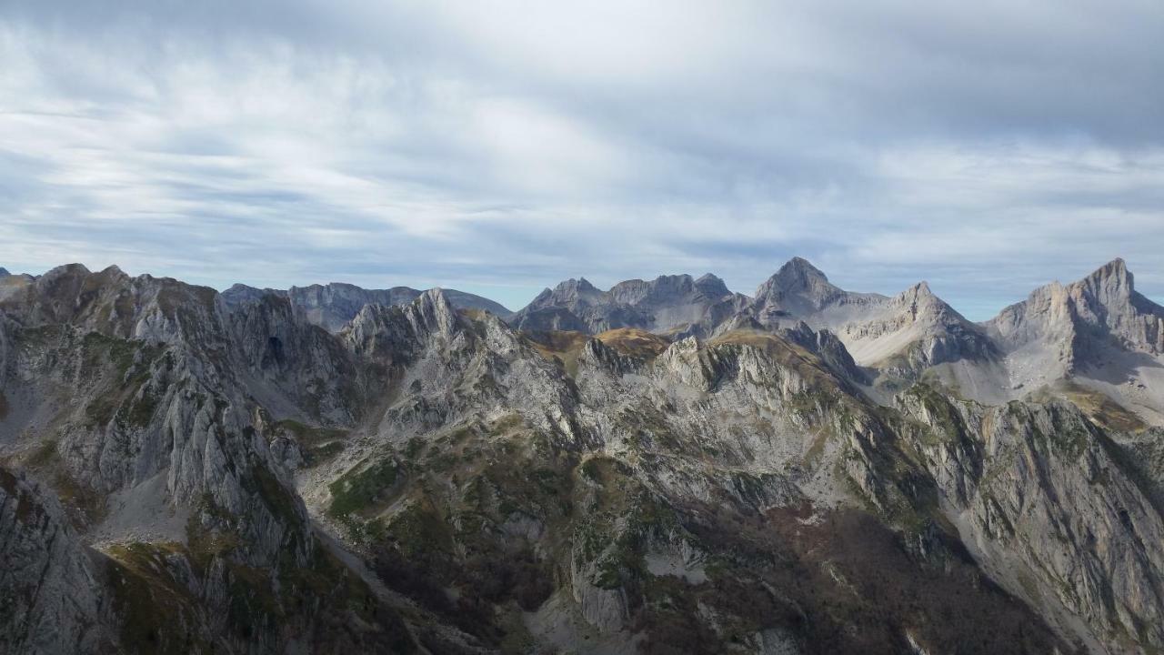 Gite De Montagne Du Plateau De Lhers- Accueil Randonneurs Accous Εξωτερικό φωτογραφία
